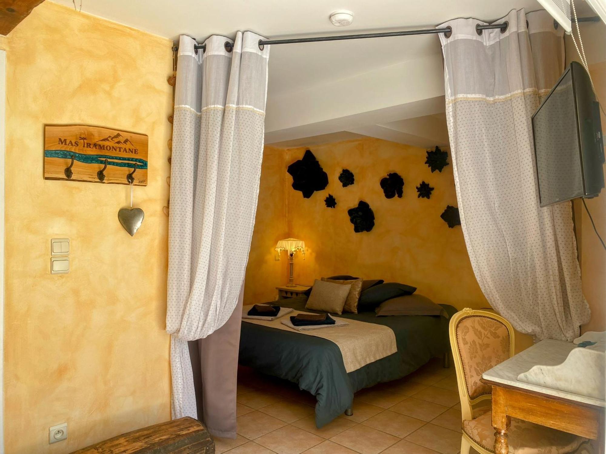 "Mas Tramontane "Chambres D'Hotes Et Studio Avec Piscine Dans Parc Arbore Ille-sur-Têt Dış mekan fotoğraf